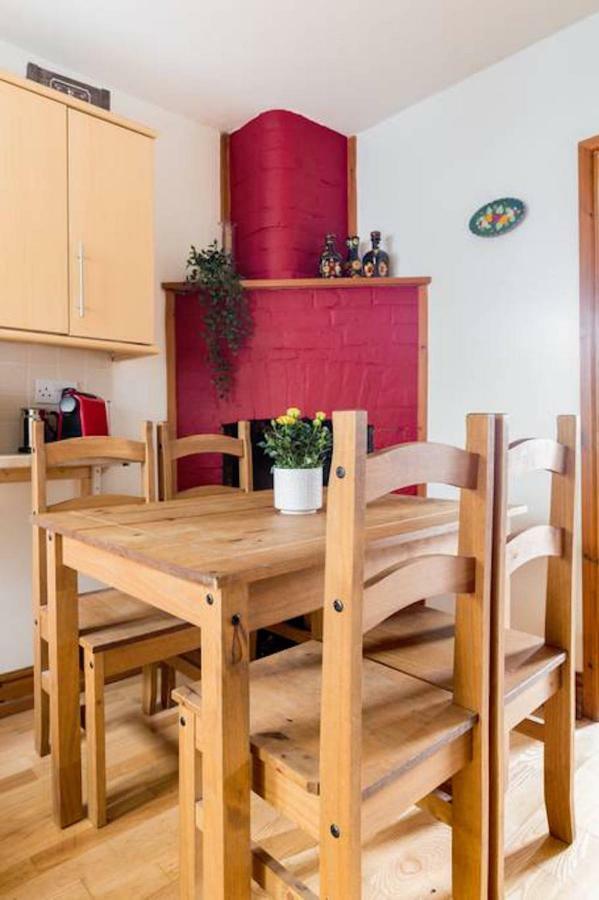 Fergies Canal Side Cottage Warwick  Extérieur photo
